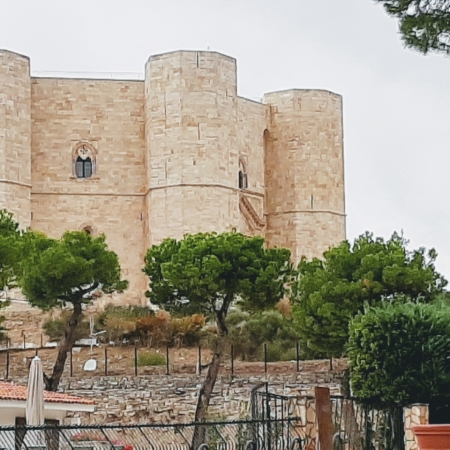 Taxi Castel del Monte